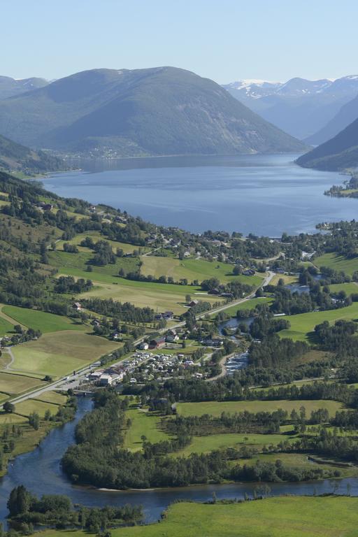 Jolstraholmen Camping Og Hytter Vassenden Exteriör bild